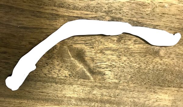 すきまパテをなんとなく形に整えたところ